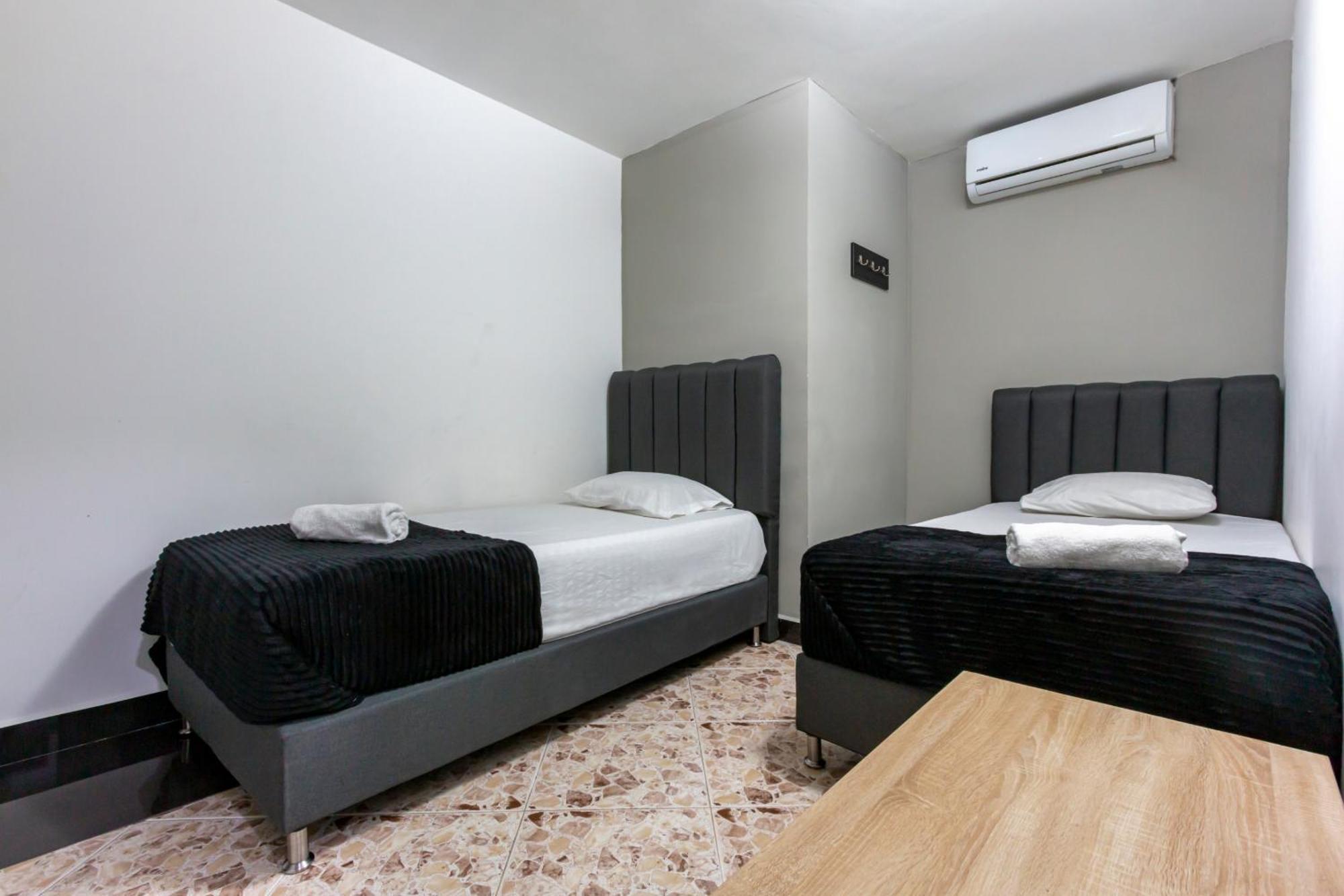Hotel De Leon Estadio 메딜린 외부 사진