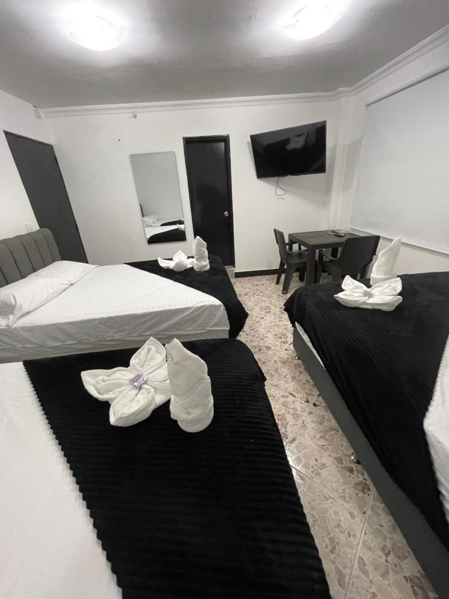 Hotel De Leon Estadio 메딜린 외부 사진